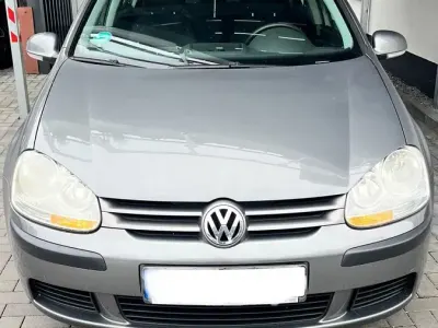 Gebraucht VW Golf V 95 PS (69 kW) 2005 Grau Kleinwagen