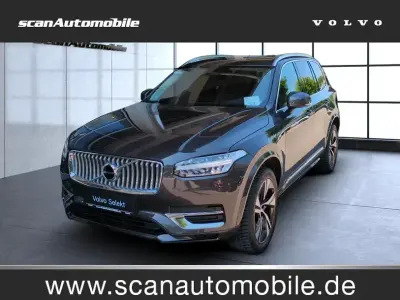 Gebraucht Volvo XC90 Plus 235 PS (172 kW) 2023 Platinum grey / (metallic) SUV