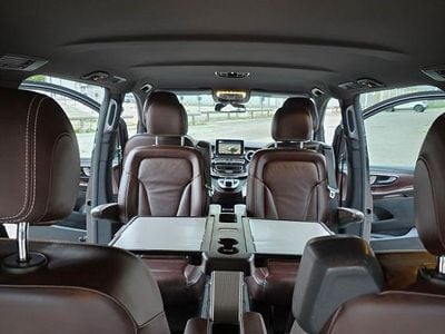 Mercedes V250