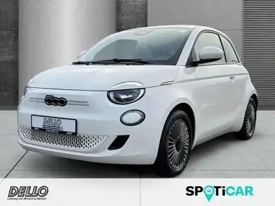 Gebraucht Fiat 500e 86 kW (118 PS) 2023 Arktis weiß Kleinwagen