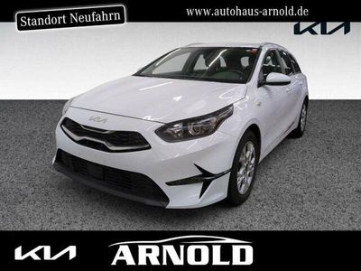 Gebraucht Kia Ceed Sportswagon Vision 140 PS (102 kW) 2025 Carraraweiß Kombi