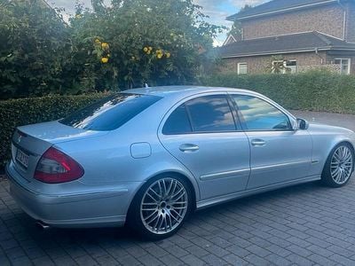 Mercedes E320