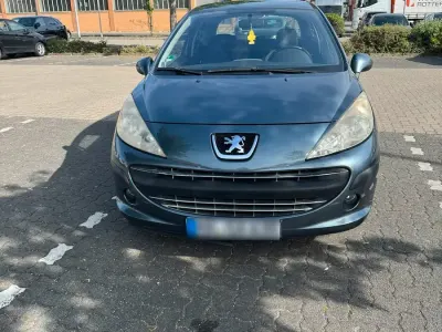 Gebraucht Peugeot 308 75 PS (55 kW) 2007 Violet Kleinwagen