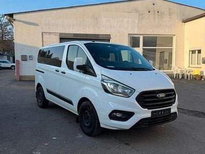 Weiß Gebraucht 2018 Ford Transit Custom Van / Kleinbus | 14.500 € (Guter Preis)