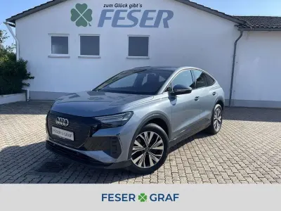 Gebraucht Audi Q4 e-tron Sport 219 kW (299 PS) 2022 Geysirblau metallic SUV