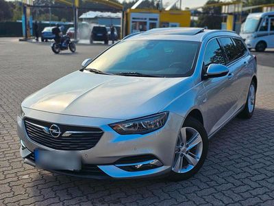 Silber Gebraucht 2019 Opel Insignia Sport Kombi | 16.000 € (Etwas zu teuer)