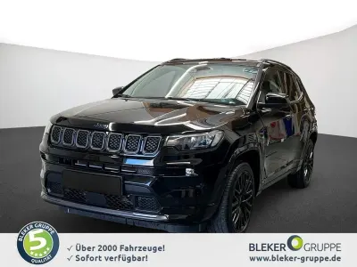 Gebraucht Jeep Compass 241 PS (177 kW) 2022 Schwarz SUV