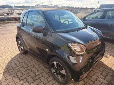 Gebraucht Smart ForTwo Electric Drive 60 kW (82 PS) 2021 Schwarz Coupé