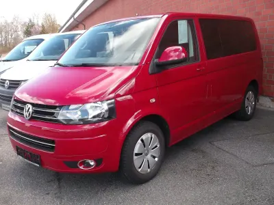 Gebraucht VW T5 114 PS (83 kW) 2015 Rot Van