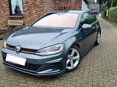 Gebraucht VW Golf VII GTI 230 PS (169 kW) 2018 Grau Limousine