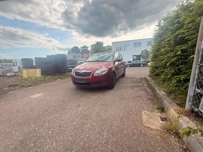Gebraucht Skoda Fabia 69 PS (50 kW) 2008 Rot Kleinwagen