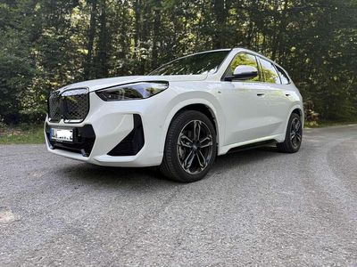 Gebraucht BMW iX1 M Sport 150 kW (204 PS) 2025 Weiß SUV