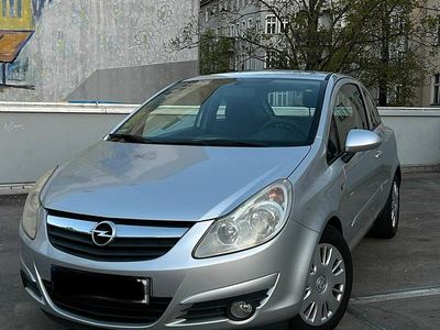 Usata Opel Corsa 60 CV (44 kW) 2007 Argento Utilitaria