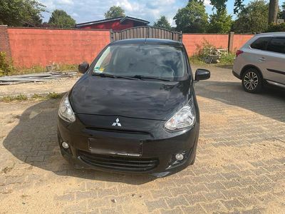 Schwarz Gebraucht 2013 Mitsubishi Space Star Kleinwagen | 4.499 €