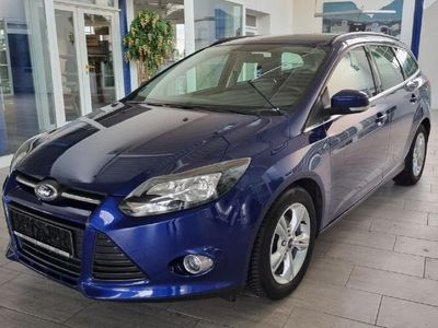 Usata Ford Focus Trend 101 CV (74 kW) 2015 Blu Station wagon