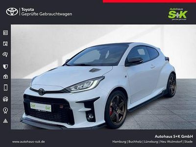 Gebraucht Toyota Yaris Basis 261 PS (191 kW) 2022 Platinumweiss perleffekt Kleinwagen