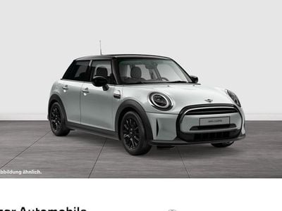 Silber Gebraucht 2023 Mini Cooper Clubman Classic Kombi | 21.790 € (Superpreis)