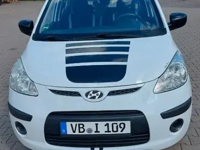 Gebraucht Hyundai i10 Pure 67 PS (49 kW) 2009 Weiß Kleinwagen