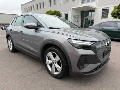 Gebraucht Audi Q4 e-tron Sport 150 kW (204 PS) 2023 Grau SUV