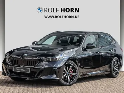 Neu BMW 540 M Sport 303 PS (222 kW) 2025 Schwarz Kombi