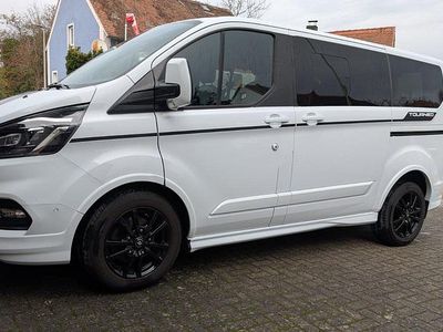 Weiß Gebraucht 2020 Ford Tourneo Van / Kleinbus | 37.000 € (Fairer Preis)