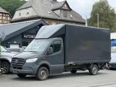 Gebraucht Mercedes Sprinter 163 PS (119 kW) 2020 Schwarz Van