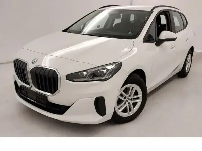 Gebraucht BMW 218 Active Tourer Performance 136 PS (100 kW) 2024 Weiß Van / Kleinbus