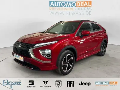 Gebraucht Mitsubishi Eclipse Cross Plus 188 PS (138 kW) 2022 D) (rot SUV