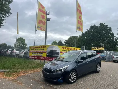 Gebraucht Kia Ceed Sportswagon Edition 7 135 PS (99 kW) 2014 Blau Kombi