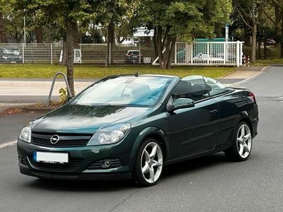 gebraucht Opel Astra Cabriolet H TwinTop 1.8 Cosmo Edition mit Navi u. Autoklima TOP