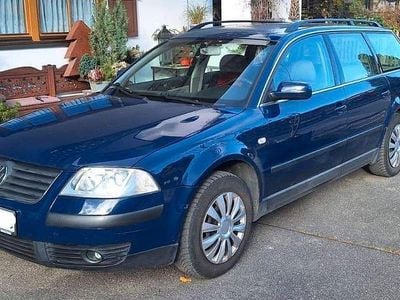 Usata VW Passat 116 CV (85 kW) 2002 Blu Station wagon