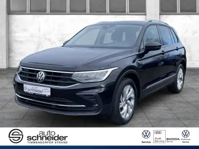 Gebraucht VW Tiguan Active 122 PS (89 kW) 2022 Schwarz SUV