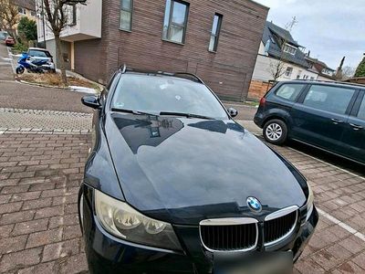 Gebraucht BMW 320 150 PS (110 kW) 2007 Schwarz Kombi