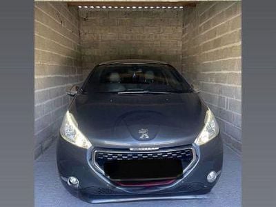 Gebraucht Peugeot 208 GTi 200 PS (147 kW) 2013 Schwarz Kleinwagen