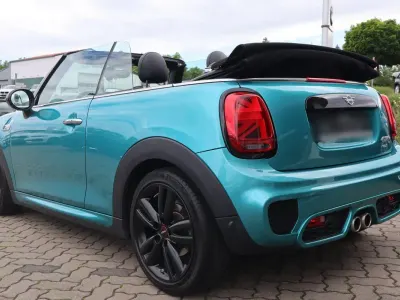 Second-hand Mini John Cooper Works Cabriolet 192 CP (141 kW) 2019 Verde Cabrio