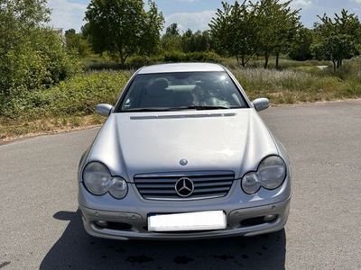 Mercedes C220