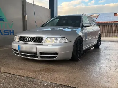 Brugt Audi S4 450 HK (330 kW) 2000 Sølv Stationcar