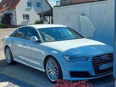Weiß Gebraucht 2015 Audi A6 Ambiente Limousine | 18.000 € (Fairer Preis)