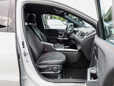 Mercedes B220