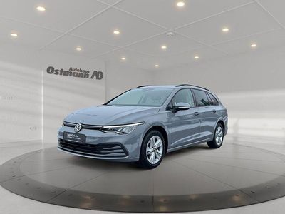 Gebraucht VW Golf VIII Life 150 PS (110 kW) 2022 Mondsteingrau Kombi
