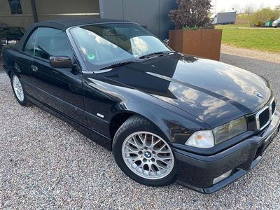 Schwarz Gebraucht 2000 BMW 320 Cabriolet Performance Cabrio | 24.850 €
