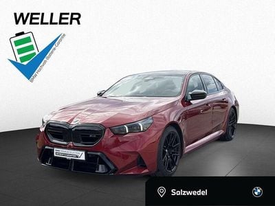 Second-hand BMW M5 Sport Line 730 CP (536 kW) 2025 Roșu Berlinǎ