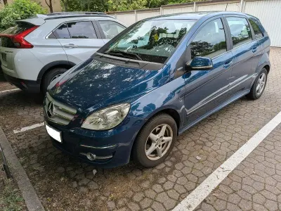 Gebraucht Mercedes B160 95 PS (69 kW) 2009 Blau Van / Kleinbus