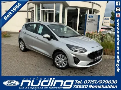 Gebraucht Ford Fiesta Cool & Connect 75 PS (55 kW) 2022 Polarsilber Kleinwagen