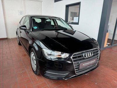 Gebraucht Audi A3 Attraction 110 PS (80 kW) 2014 Schwarz Limousine