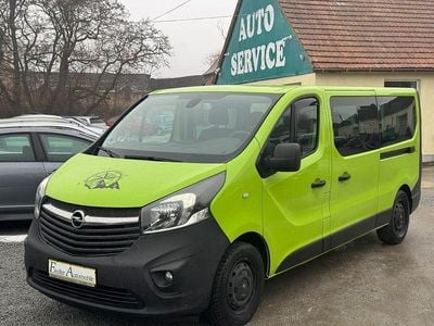 Gebraucht Opel Vivaro 125 PS (91 kW) 2015 Grün Van / Kleinbus