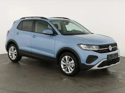 Neu VW T-Cross Life 116 PS (85 kW) 2026 Clear blue metallic SUV