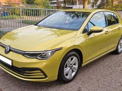 Gebraucht VW Golf VIII Life 110 PS (80 kW) 2021 Gelb Limousine