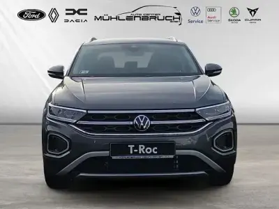 Gebraucht VW T-Roc Style 150 PS (110 kW) 2025 Grau SUV