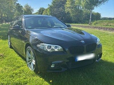Gebraucht BMW 530 Sport Line 258 PS (189 kW) 2016 Schwarz Kombi